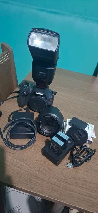 Câmera Canon DSLR com Flash e Acessórios - Foto 3