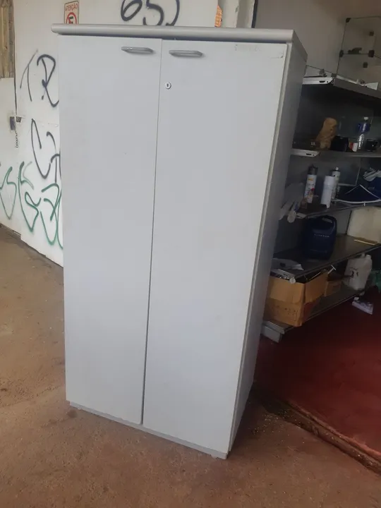 Armário de Escritório em Ótimo Estado