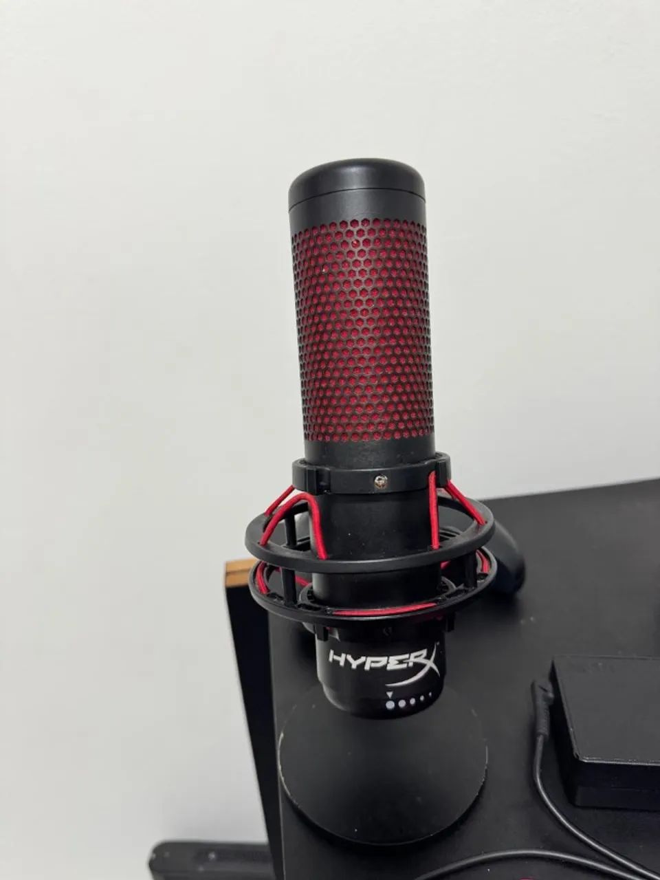 Microfone HyperX QuadCast - excelente estado, pouco uso! - Foto 4