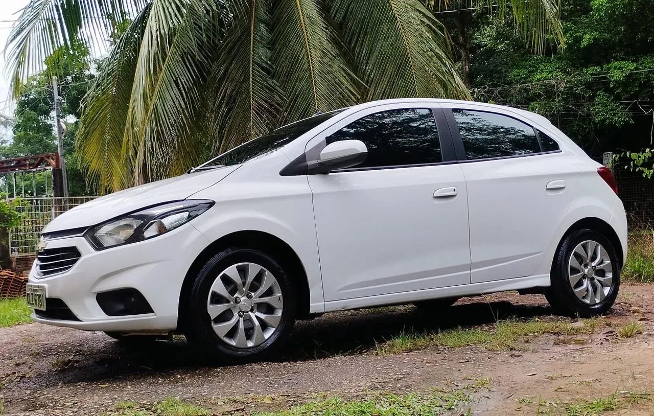 Ônix LT 1.4 Manual único dono  - Foto 5