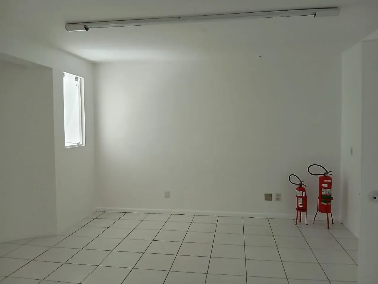 Imóvel para aluguel tem 304 metros quadrados em Centro - Novo Hamburgo - RS - Foto 14