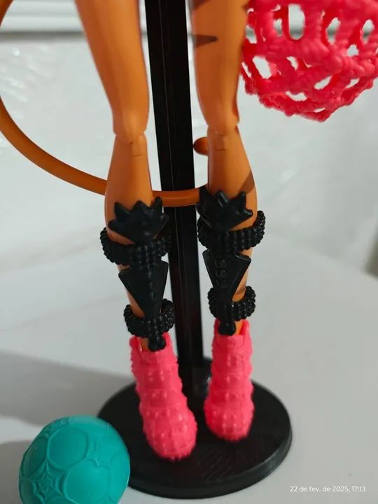 Boneca Monster High Toralei esporte  - Foto 3