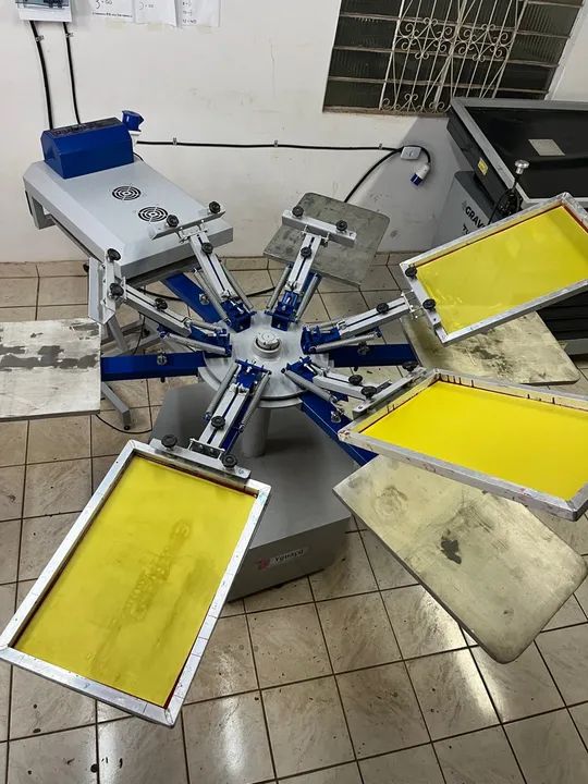 Carrossel Manual de Serigrafia Yguaçú 6 Berços e 6 Garras Giratórias 