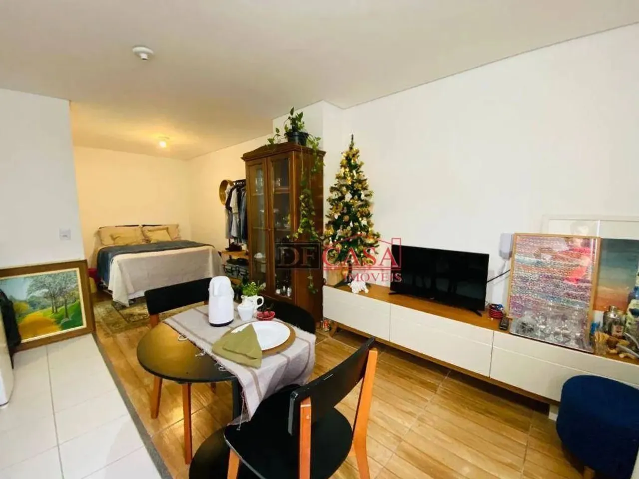 APARTAMENTO STUDIO - 5 MINUTOS METRÔ GUILHERMINA-ESPERANÇA