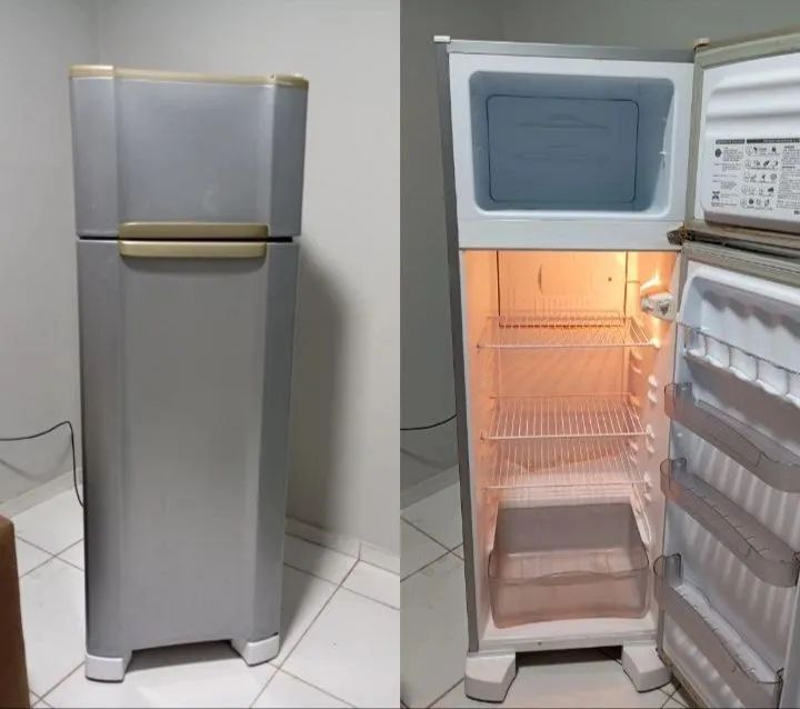 Geladeira Esmaltec funcionando perfeitamente 