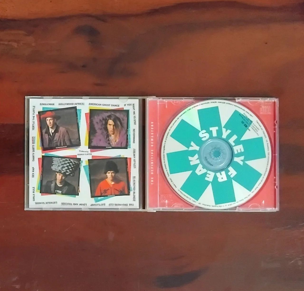 CD Red Hot Chili Peppers - Freaky Styley 1985 raro remaster bônus  - Foto 2