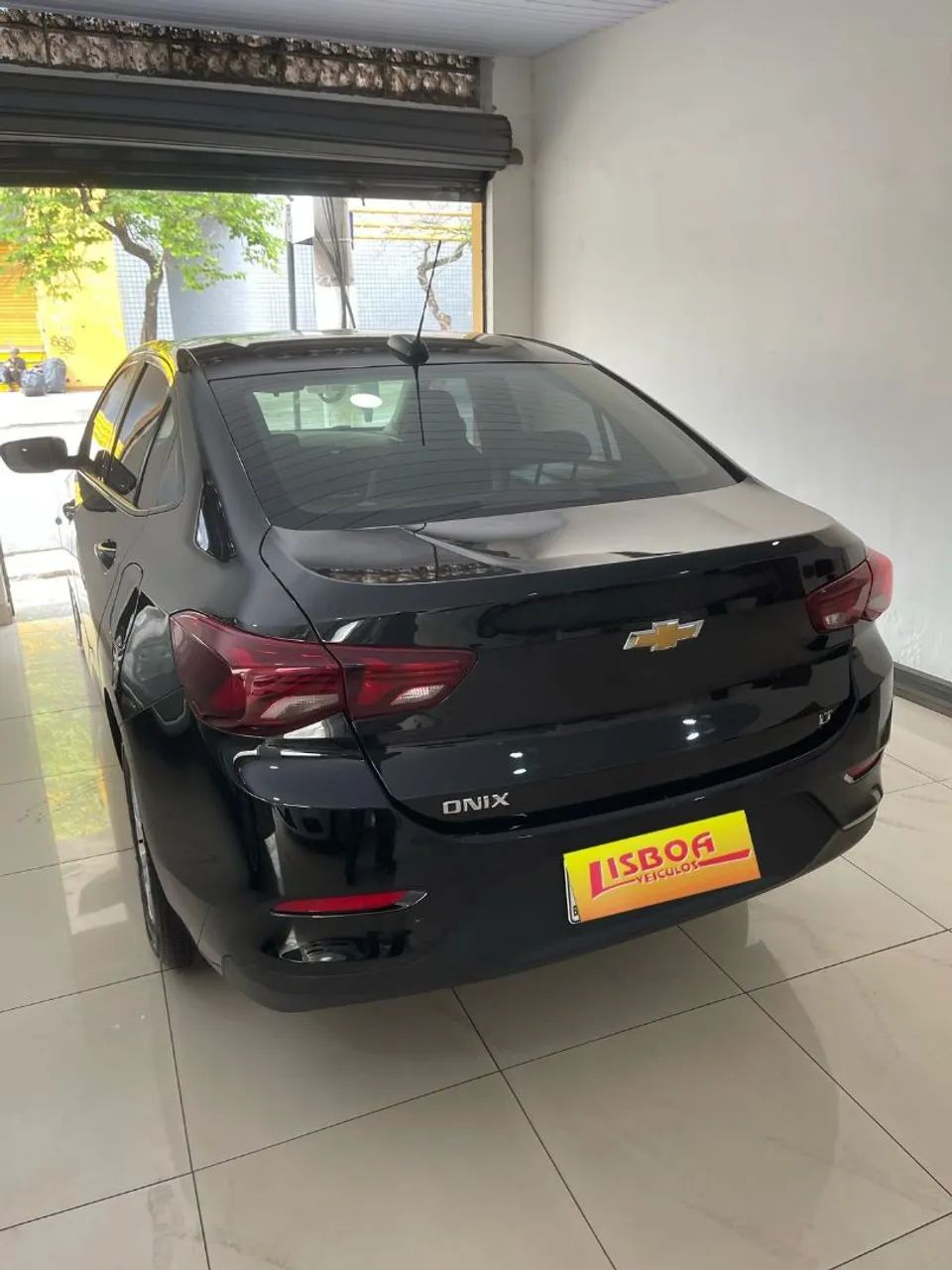 GM Onix Sedan Plus LT 1.0 Ano 2023 - Foto 4
