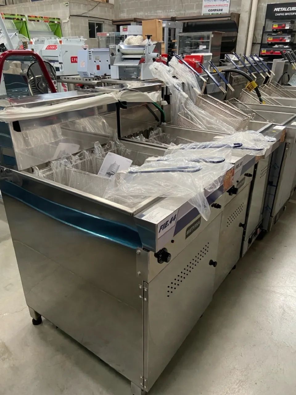 FIE-44 TRIF FRITADEIRA INDUSTRIAL ELÉTRICA 44L - METVISA - Foto 2