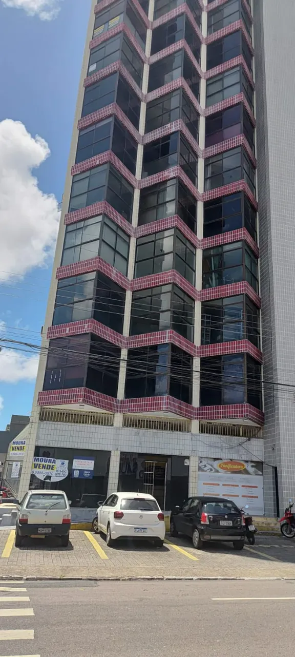 Sala Térreo Comercial com 113m2 na Pedro II no Centro.