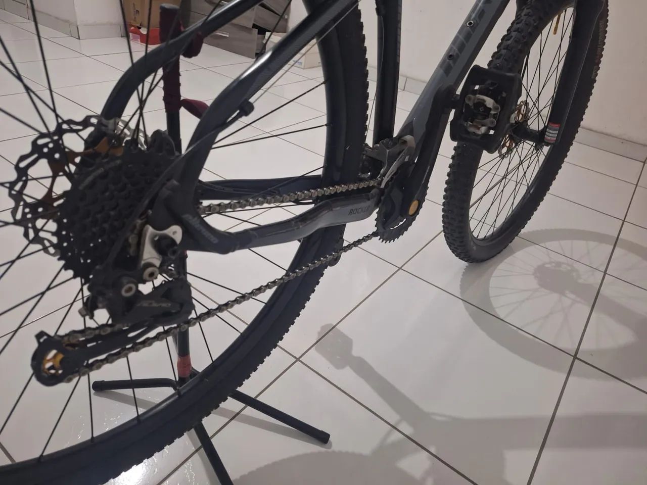 Bicicleta MTB 29  - Foto 3