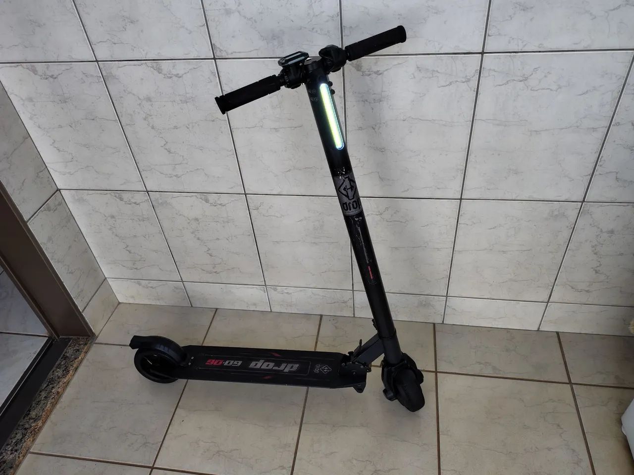 Patinete elétrico marca Drop GO 06 semi novo - Foto 2