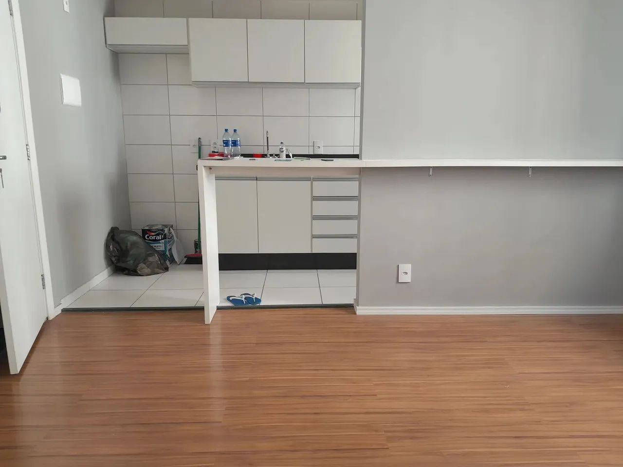 Apto para locação com 50m2 com 2 lindos dormitórios e com acesso fácil para o metrô Vila d