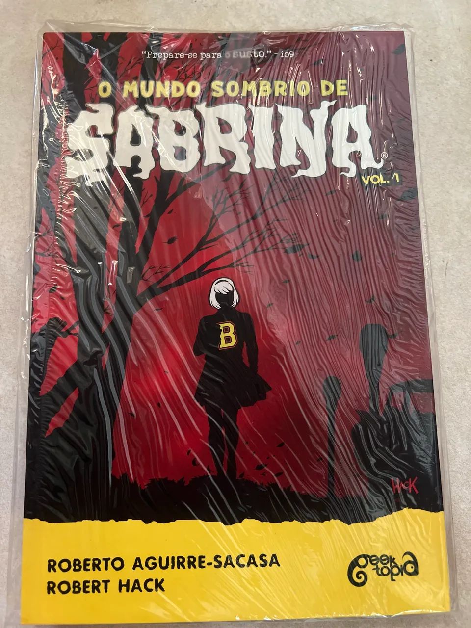 HQ quadrinho O mundo sombrio de Sabrina vol 1 e 2  - Foto 2