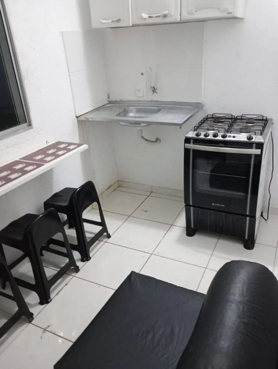 Apto mobiliado de um quarto com varanda recreio 300 metros da praia - Foto 4