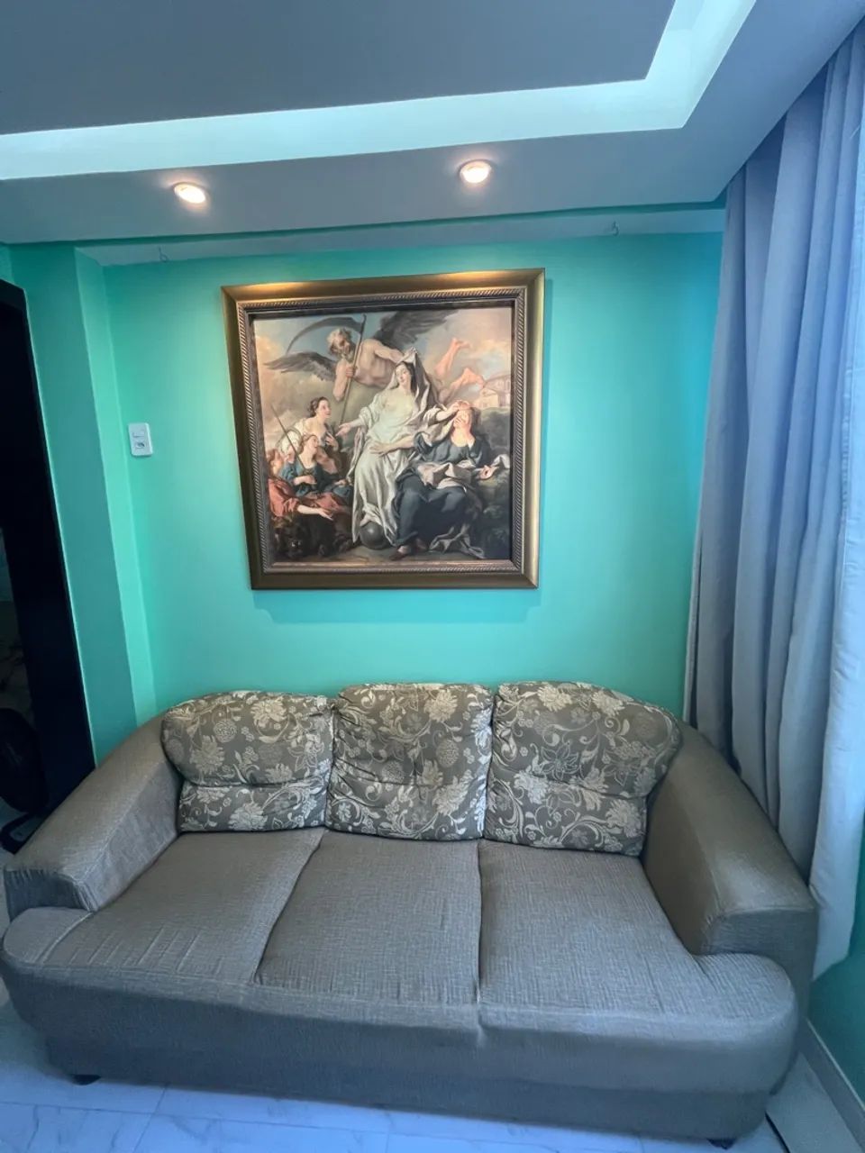 Sofá 3 Lugares com Design Floral - Foto 2