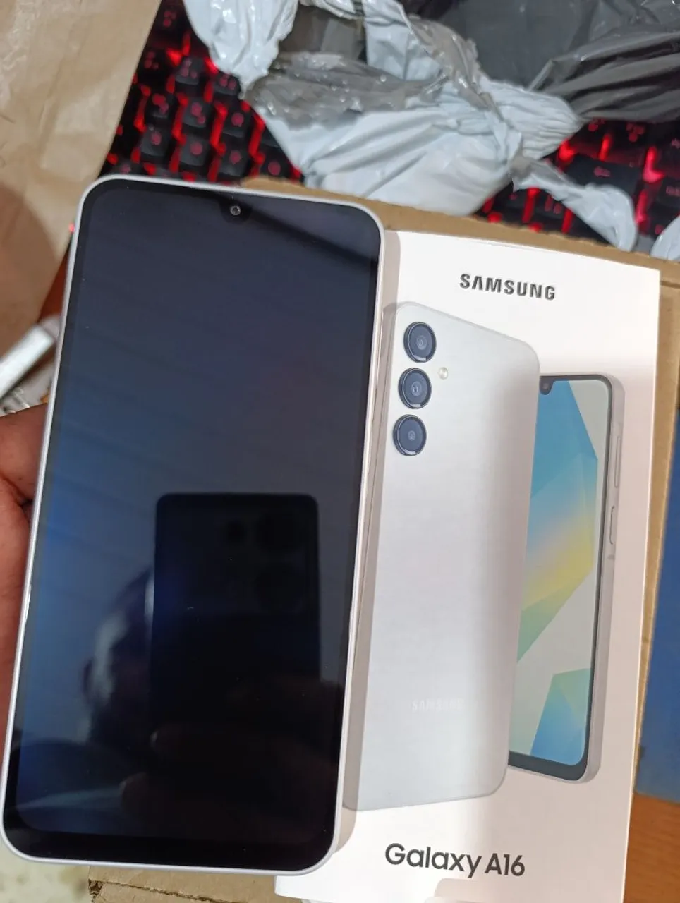 Vendo esse A16 256 GB tá novo