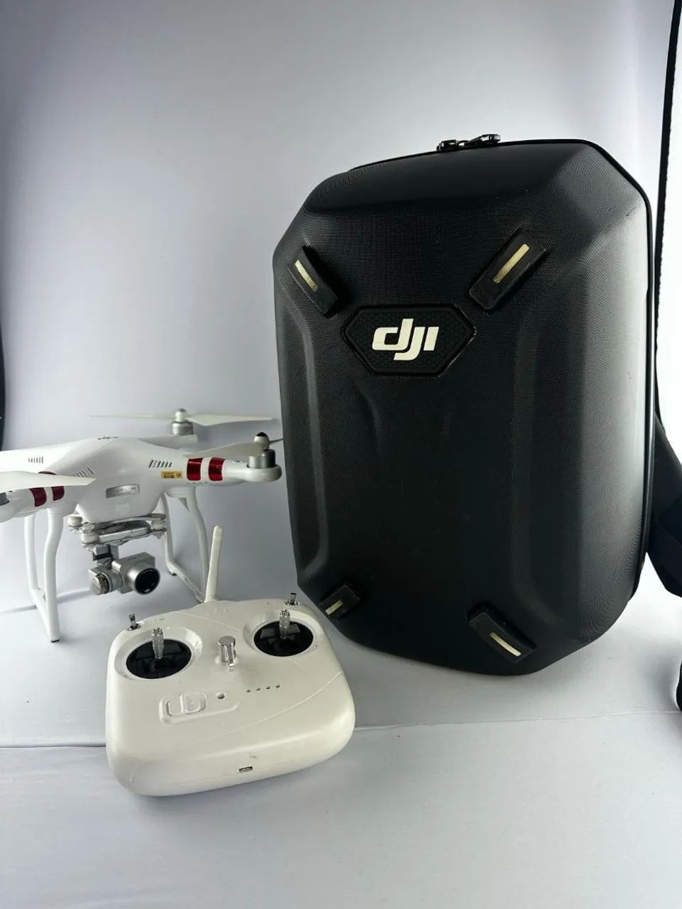 Drone DJI Phantom 3 Standard com Acessórios