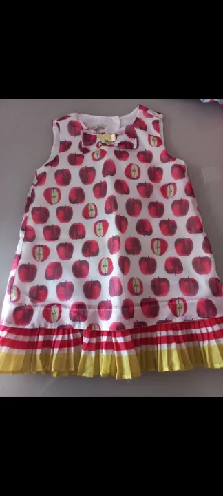 Vestido Infantil de Maçã - Tamanho 2 anos