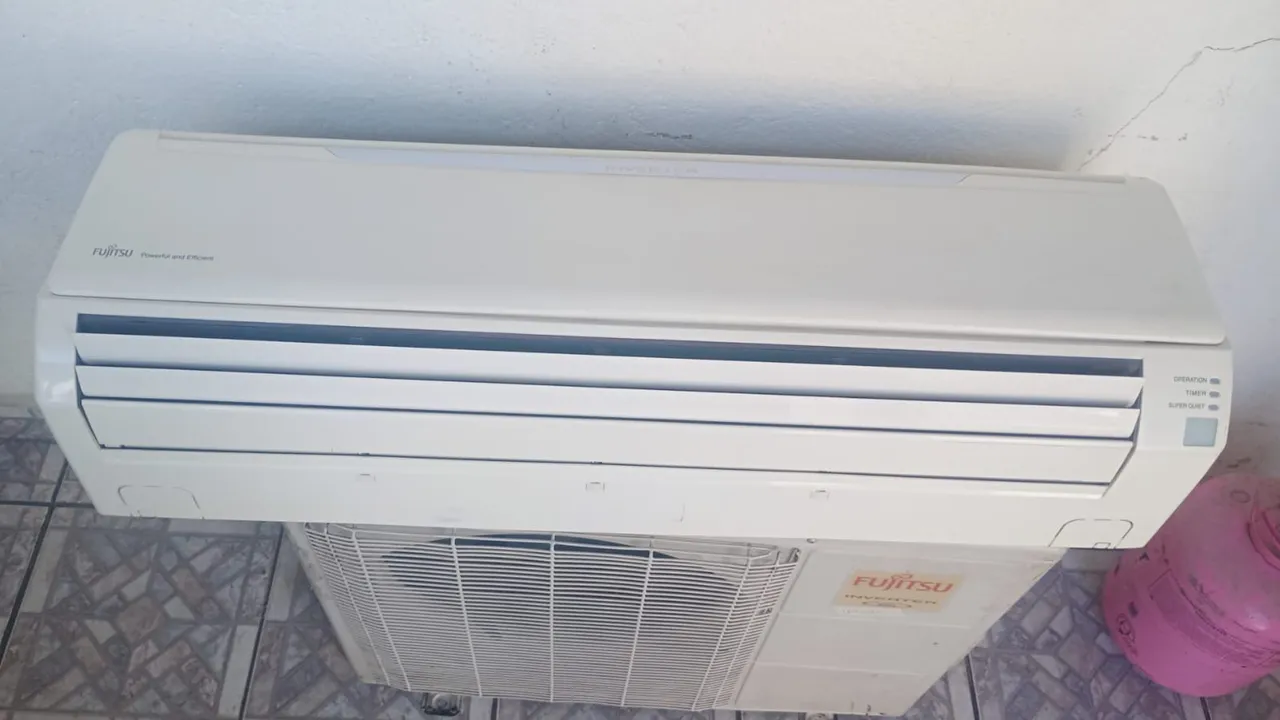 Vendo Ar Condicionado 24000 Btus Inverter Fujtsu