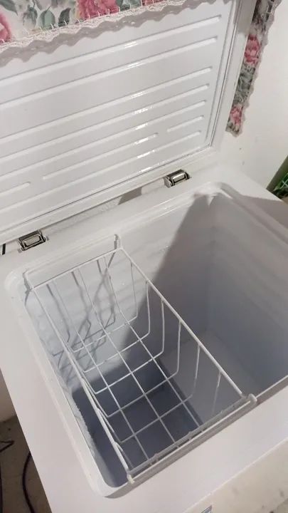 Freezer 99 litros Philco 220V - Foto 2