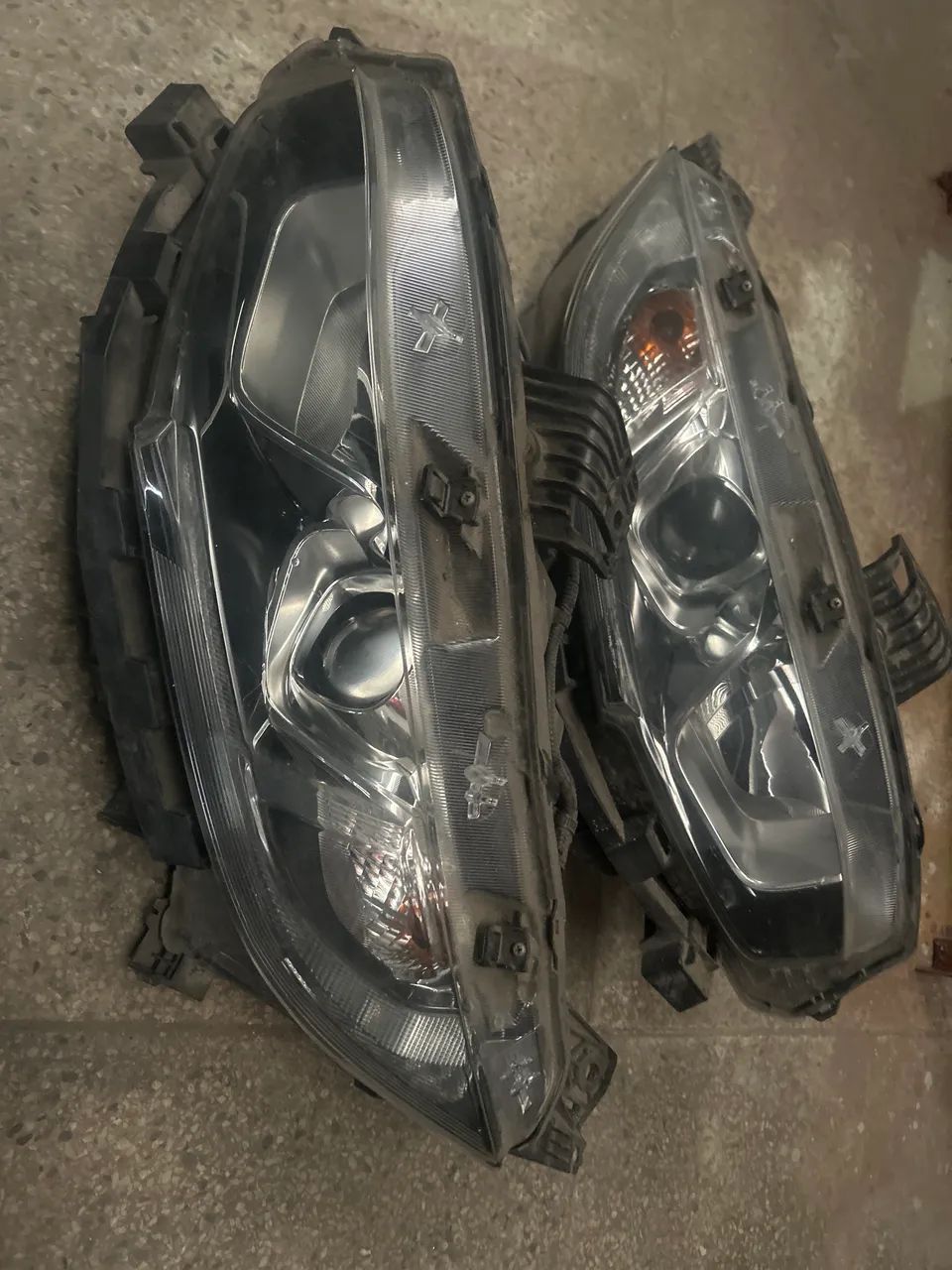 Par de farol de civic g10 21/ - Foto 2