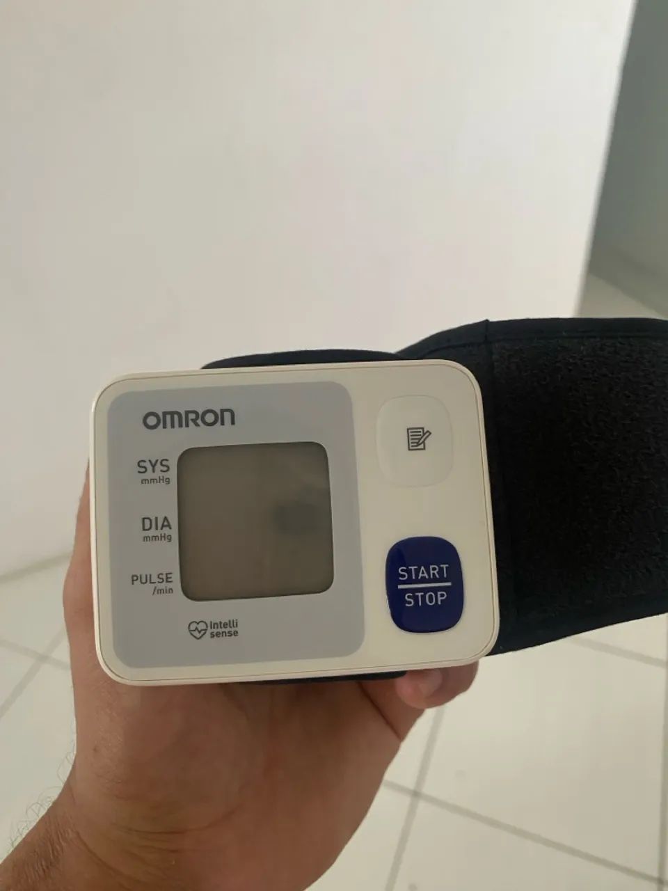 Aparelho de Medição de Pressão Omron - Foto 3
