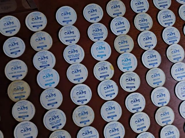 Caps Buzzy Tazos Anos 90 coleção completa com 100 - Foto 3