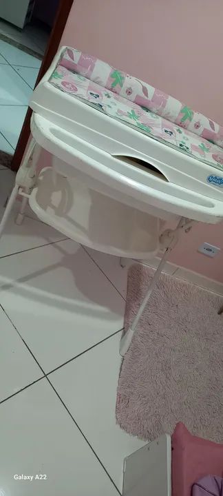 Trocador de bebê - Branco e rosa Burigotto  - Foto 3