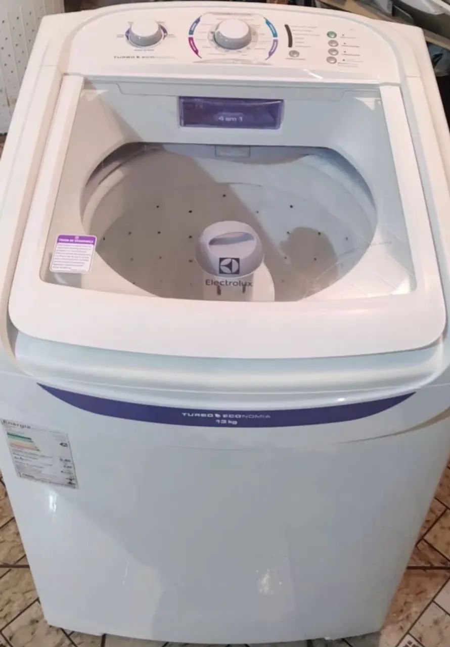 Máquina de lavar roupa Eletrolux 13 kg turbo agitação 