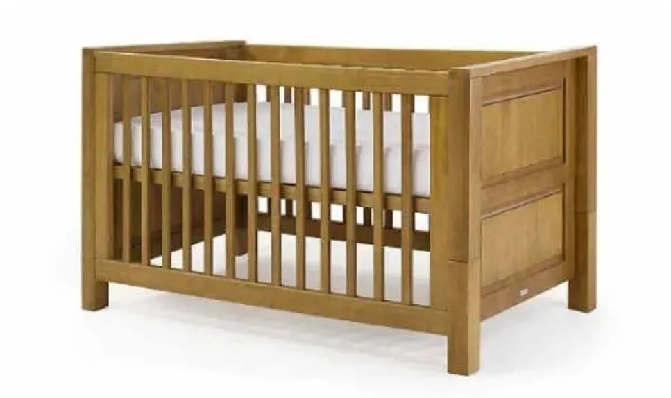 Berço Modelo Larissa Tulipa Baby em Madeira Maciça + colchão + trocador Tulipa Baby