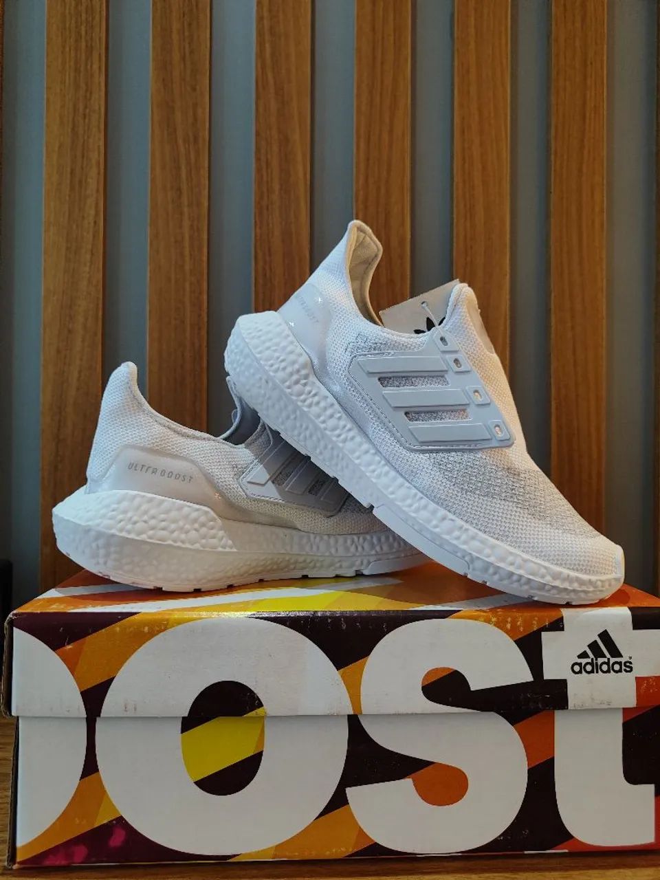 Tênis Adidas Ultraboost Branco - Novo! - Foto 2
