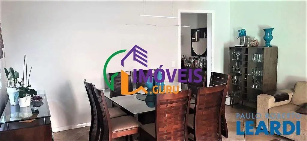 CASA ASSOBRADADA - MORUMBI - SP