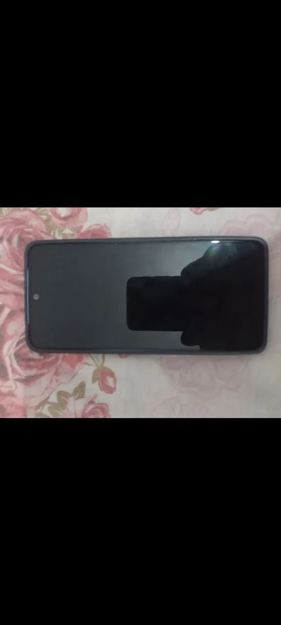 Redmi note 13 com nota fiscal, fone e carregador.