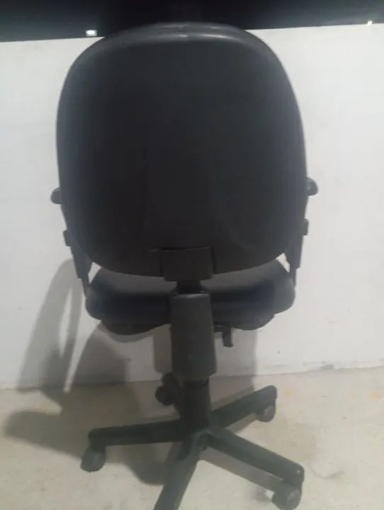 Cadeira giratória  - Foto 4