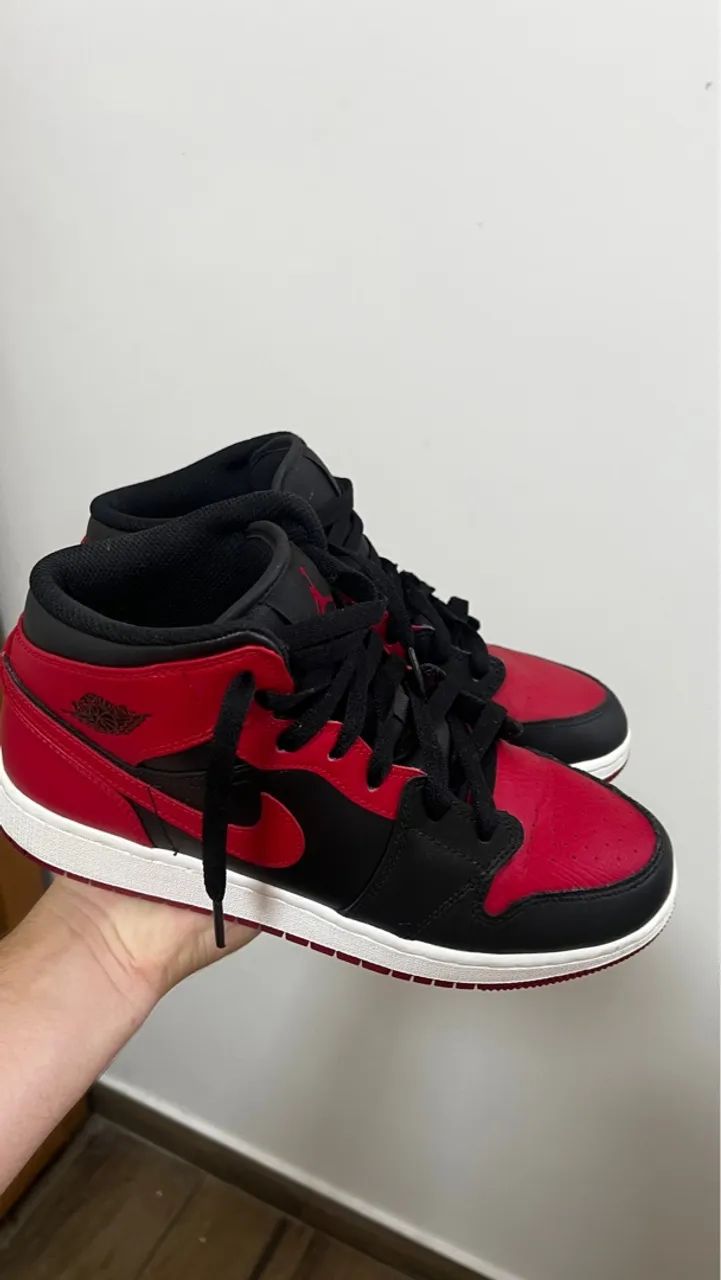 Air Jordan 1 Mid GS Banned - Foto 3