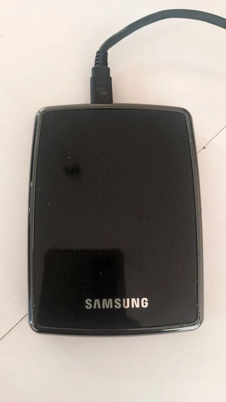 HD externo Samsung - alta performance e segurança para seus arquivos!