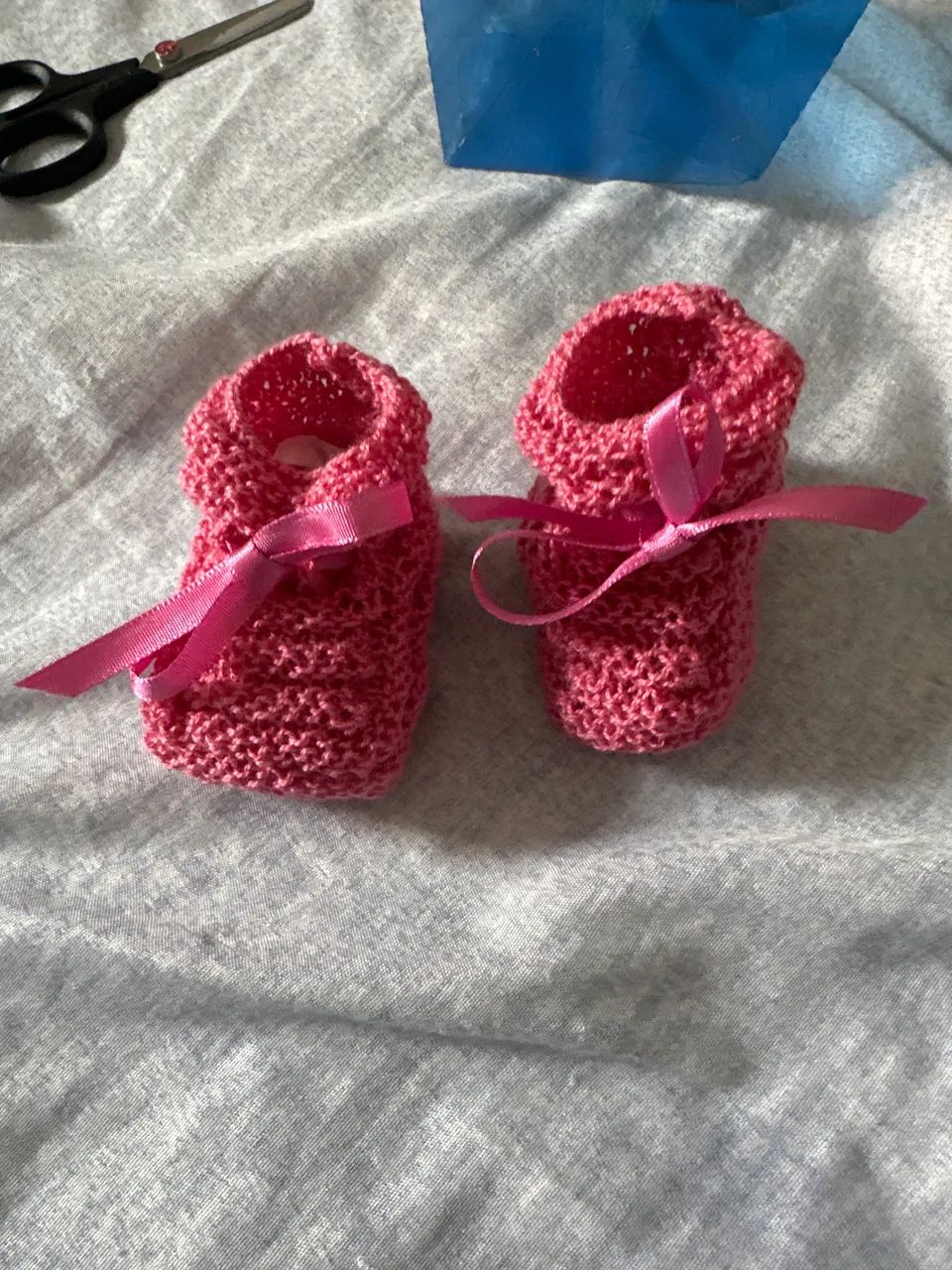 Sapatinho bebê Recém nascido magenta (rosa antigo) - Foto 2