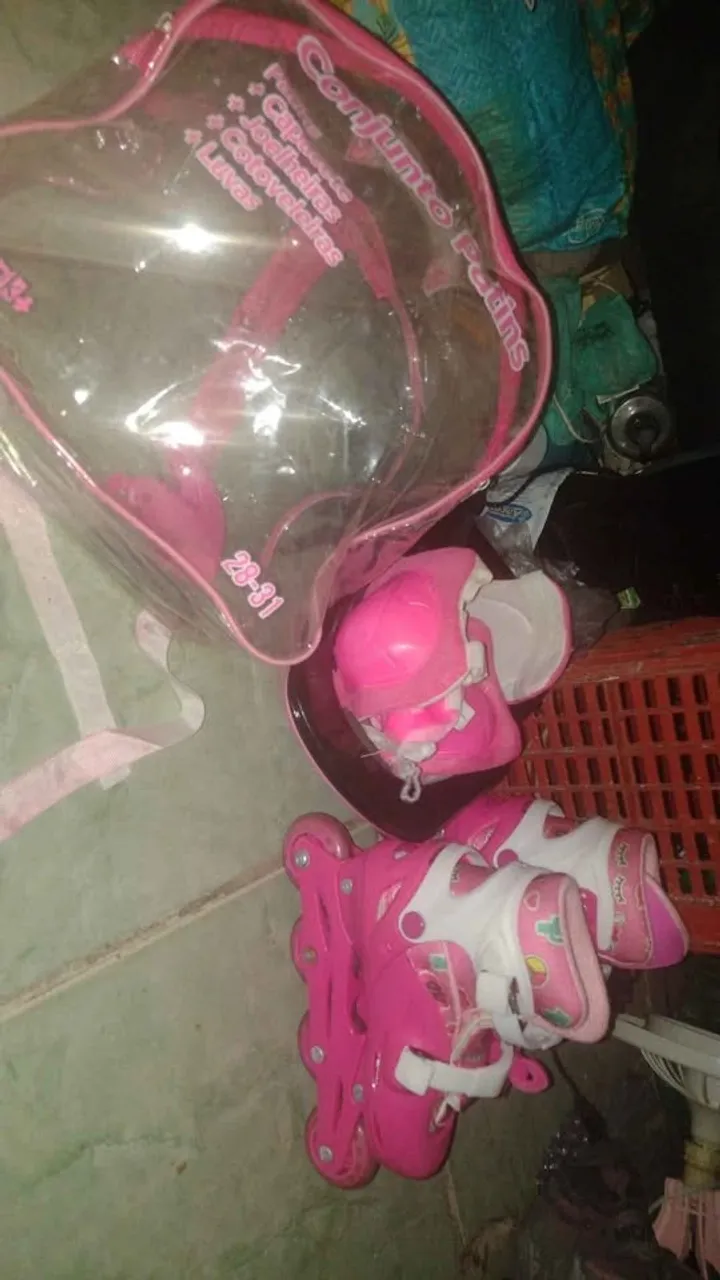 patins infantil tamanho 28-31 Rosa