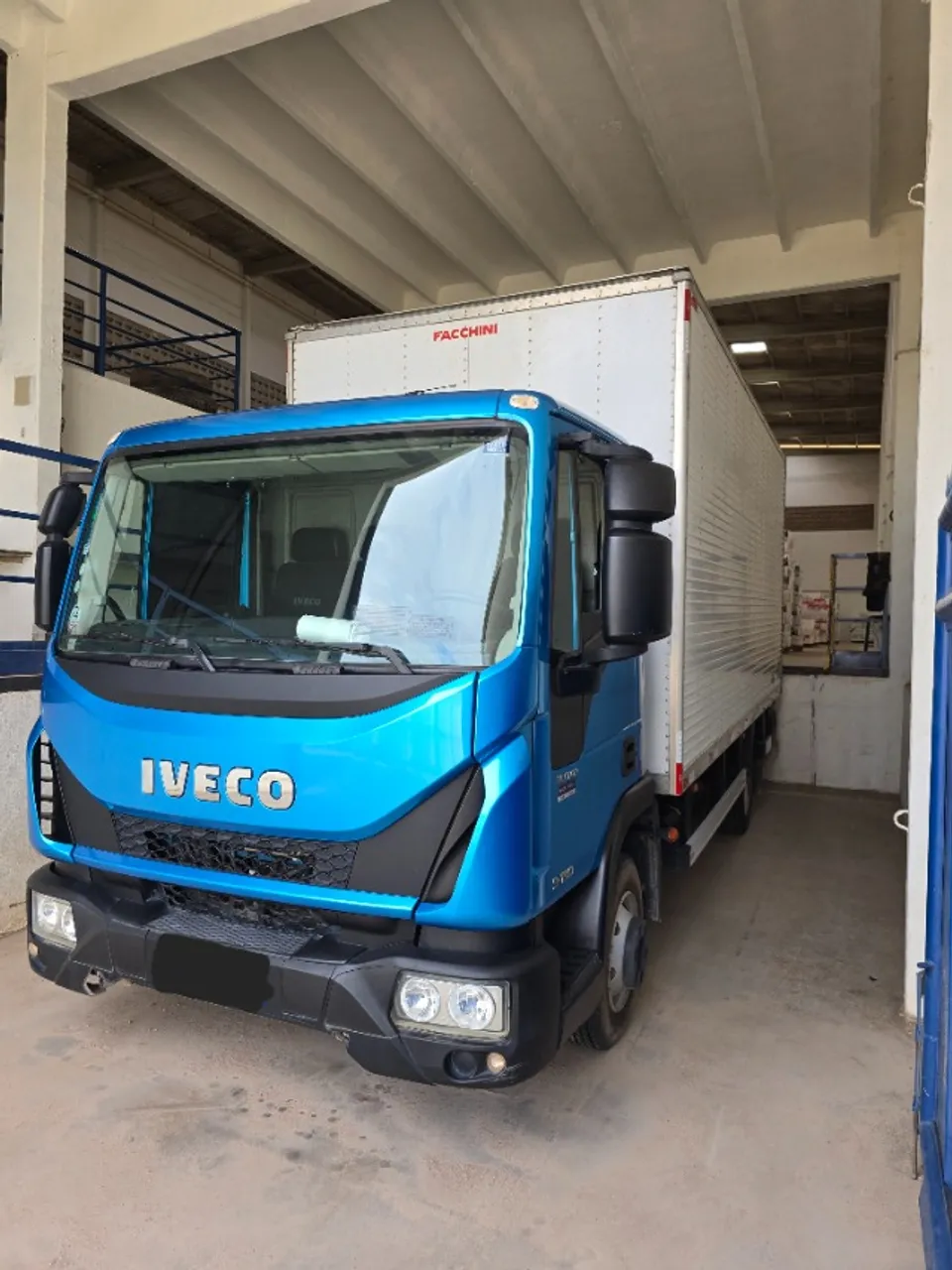 Caminhão Iveco Tector 9-190 