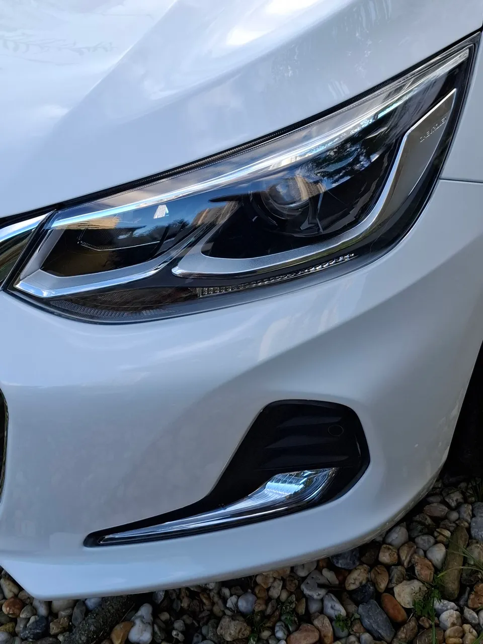Onix PREMIER baixo km