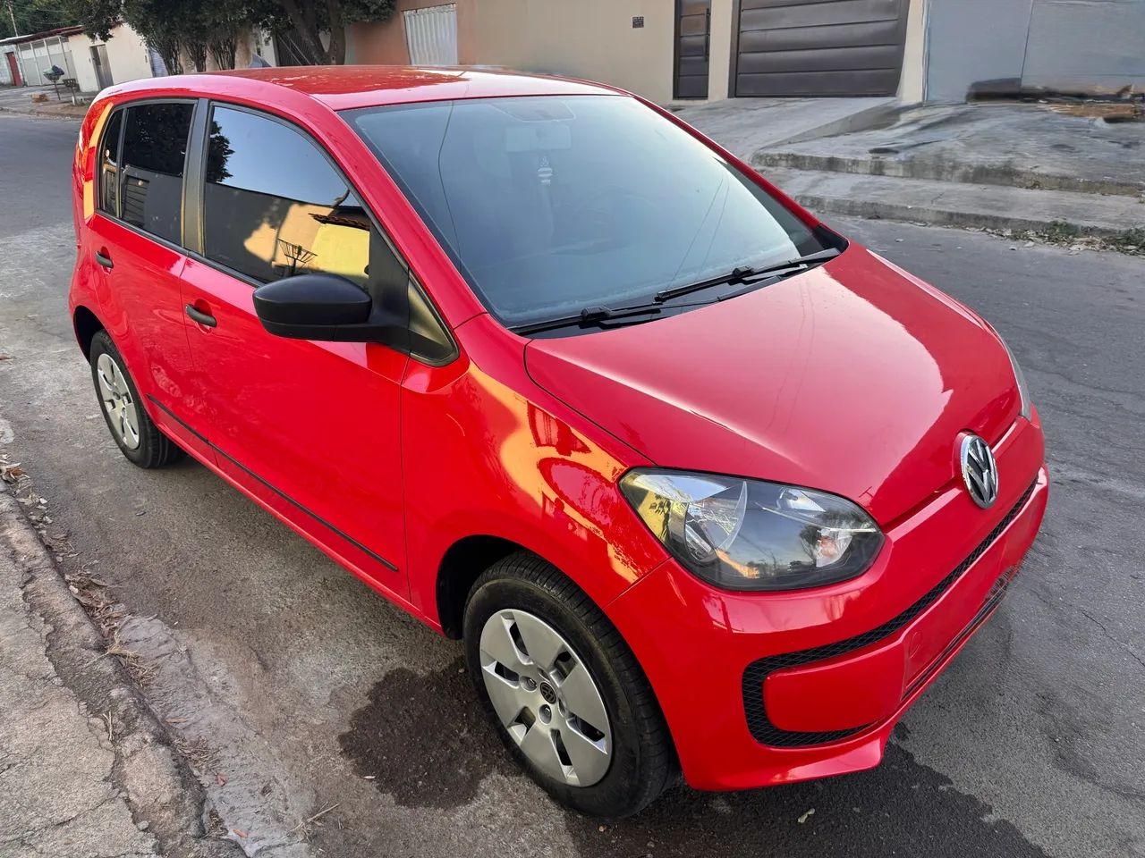 Volkswagen Up! 2015