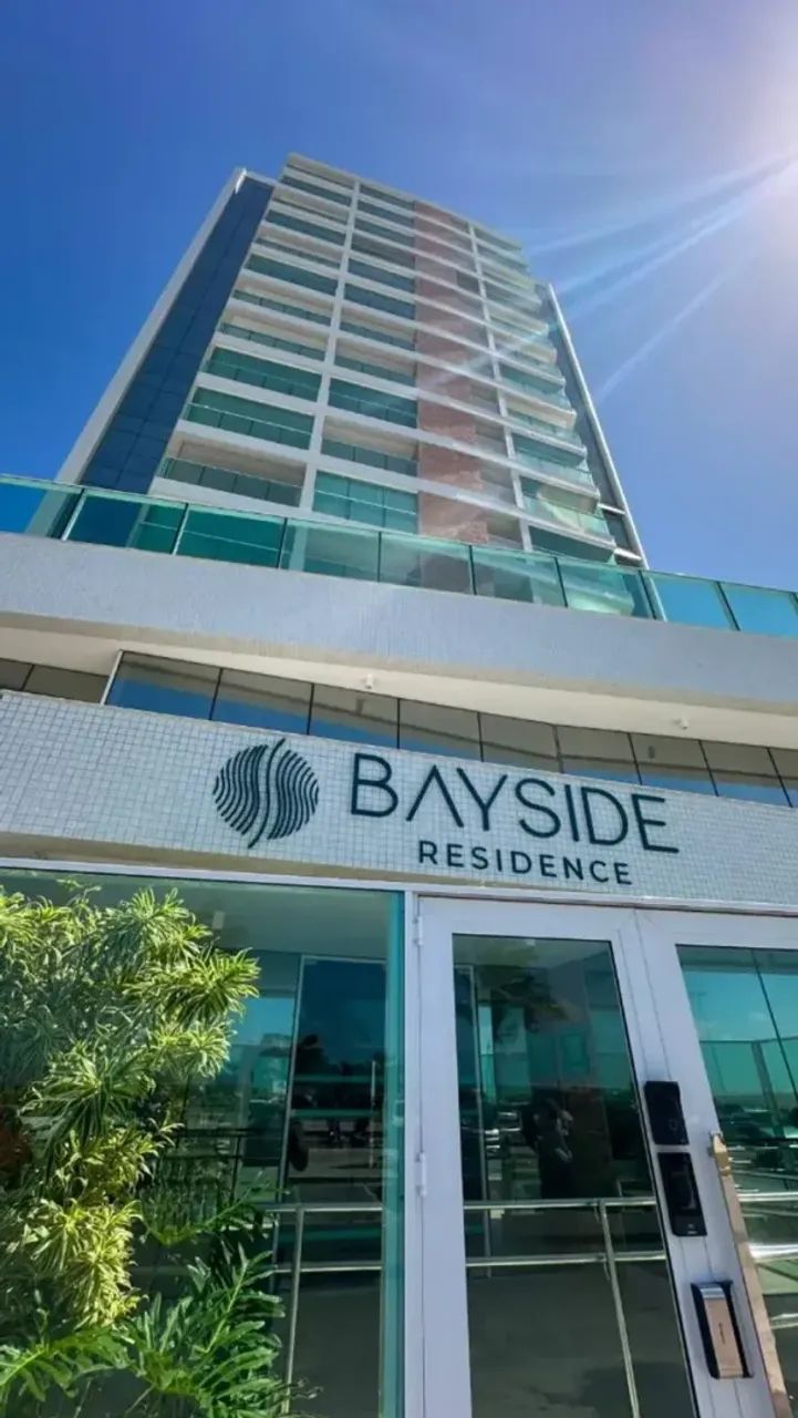 BAYSIDE RESIDENCE