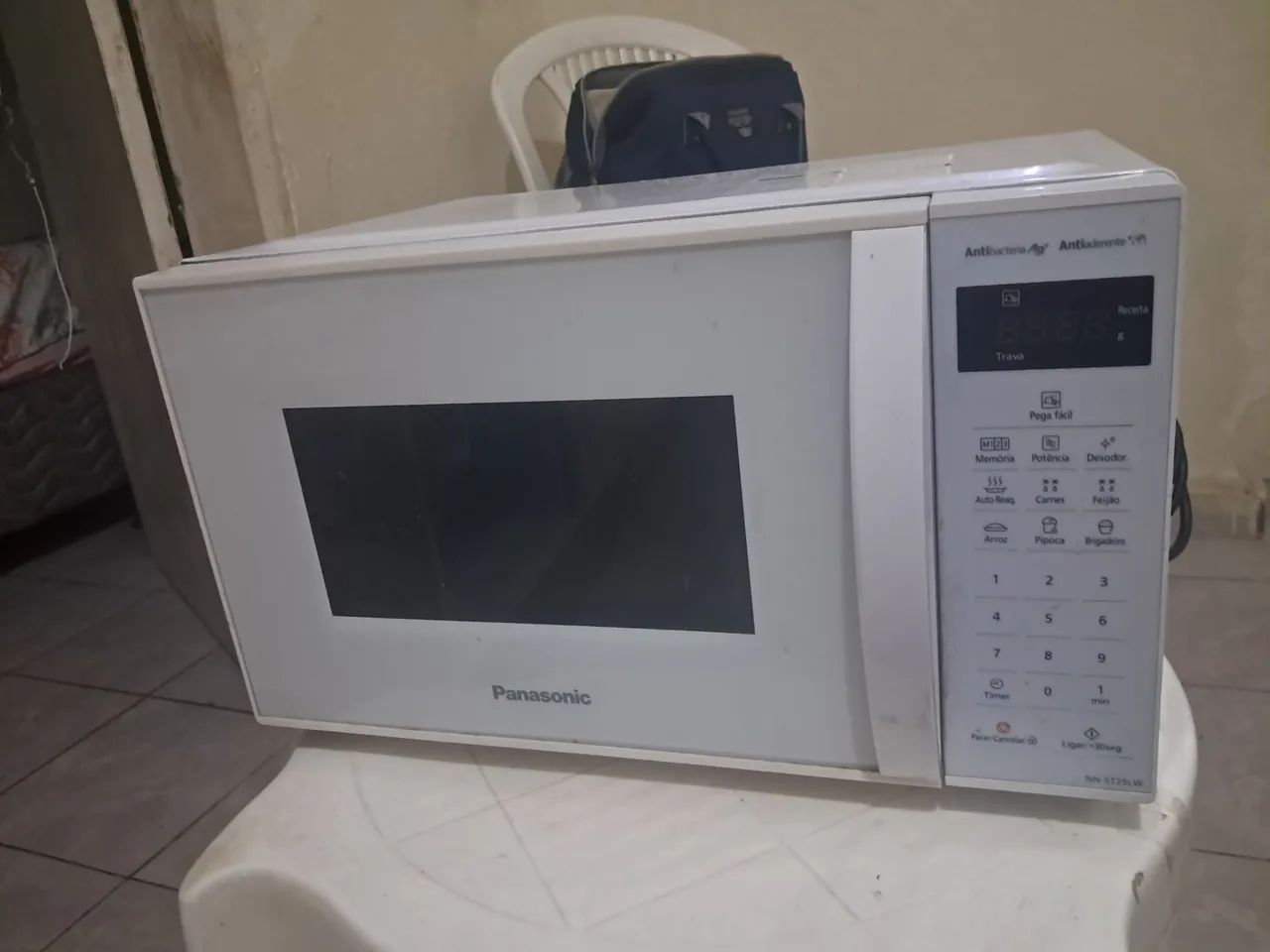MICRO-ONDAS PANASONIC 20LT