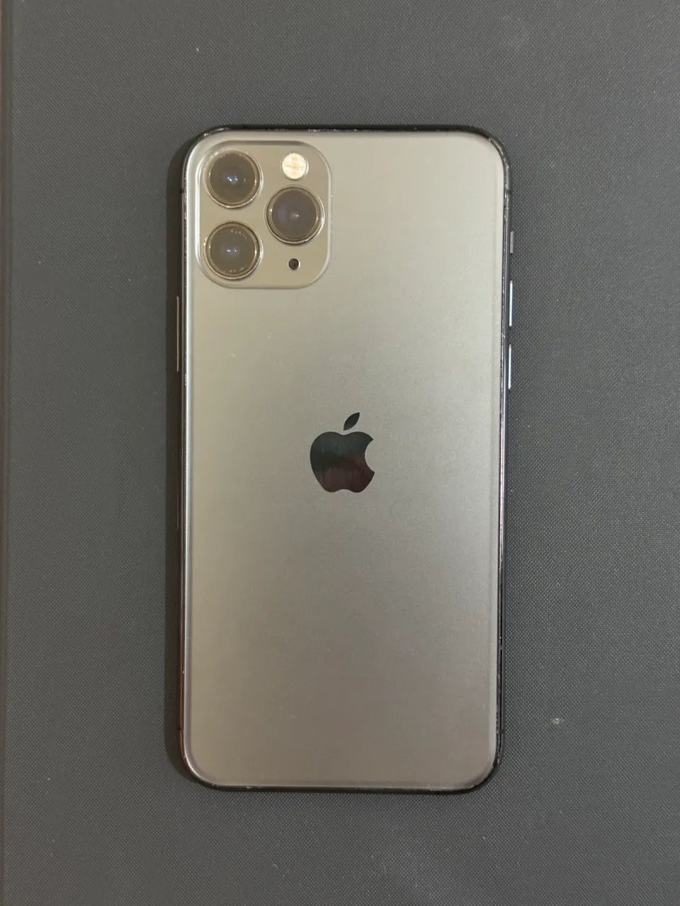 iPhone 11 Pro 64gb - Celulares e Smartphones - Dias D'Ávila