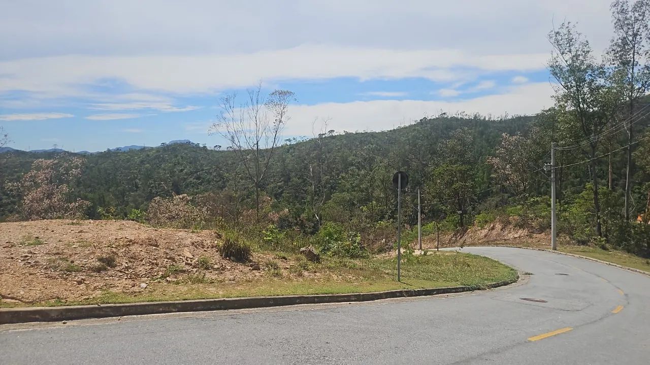 Excelente lote em Sabará 