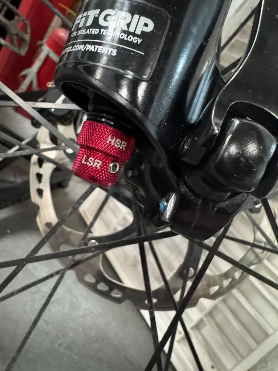 suspensao fox 38 grip 2 170mm  - Foto 5