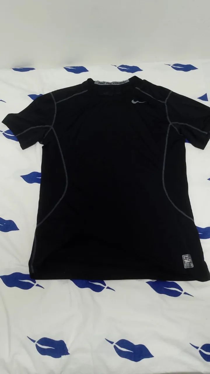 CAMISA DE COMPRESSÃO NIKE PRO
