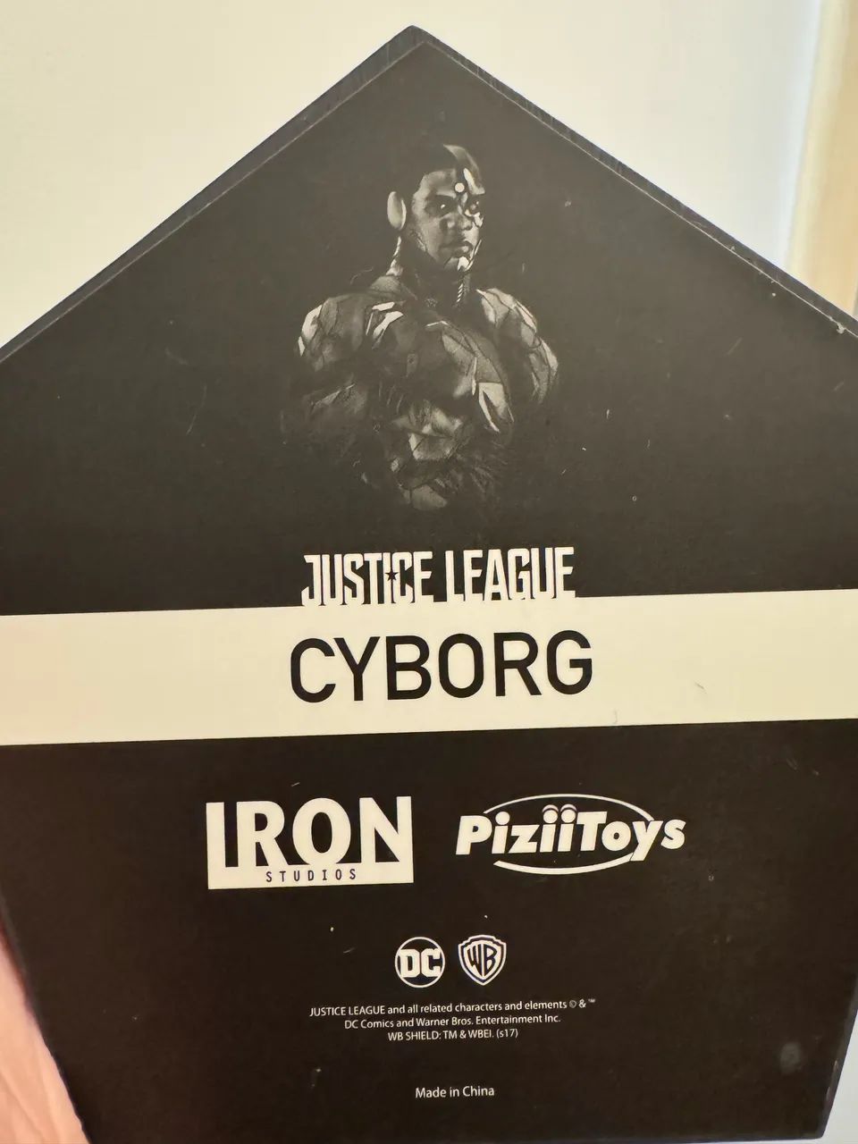 Cyborg liga da justiça iron studios  - Foto 4
