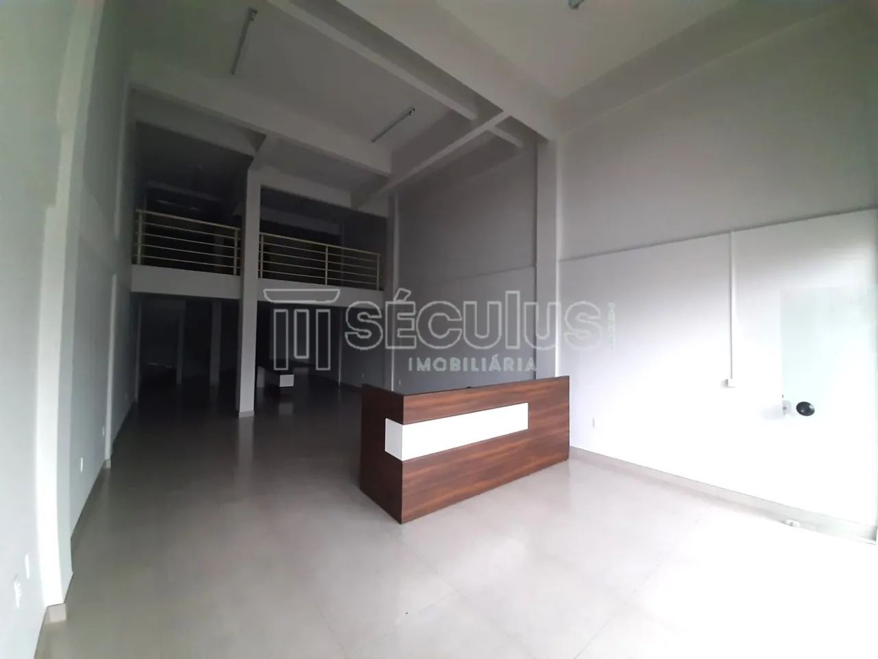 Sala comercial para locação no Centro de Jaraguá do Sul