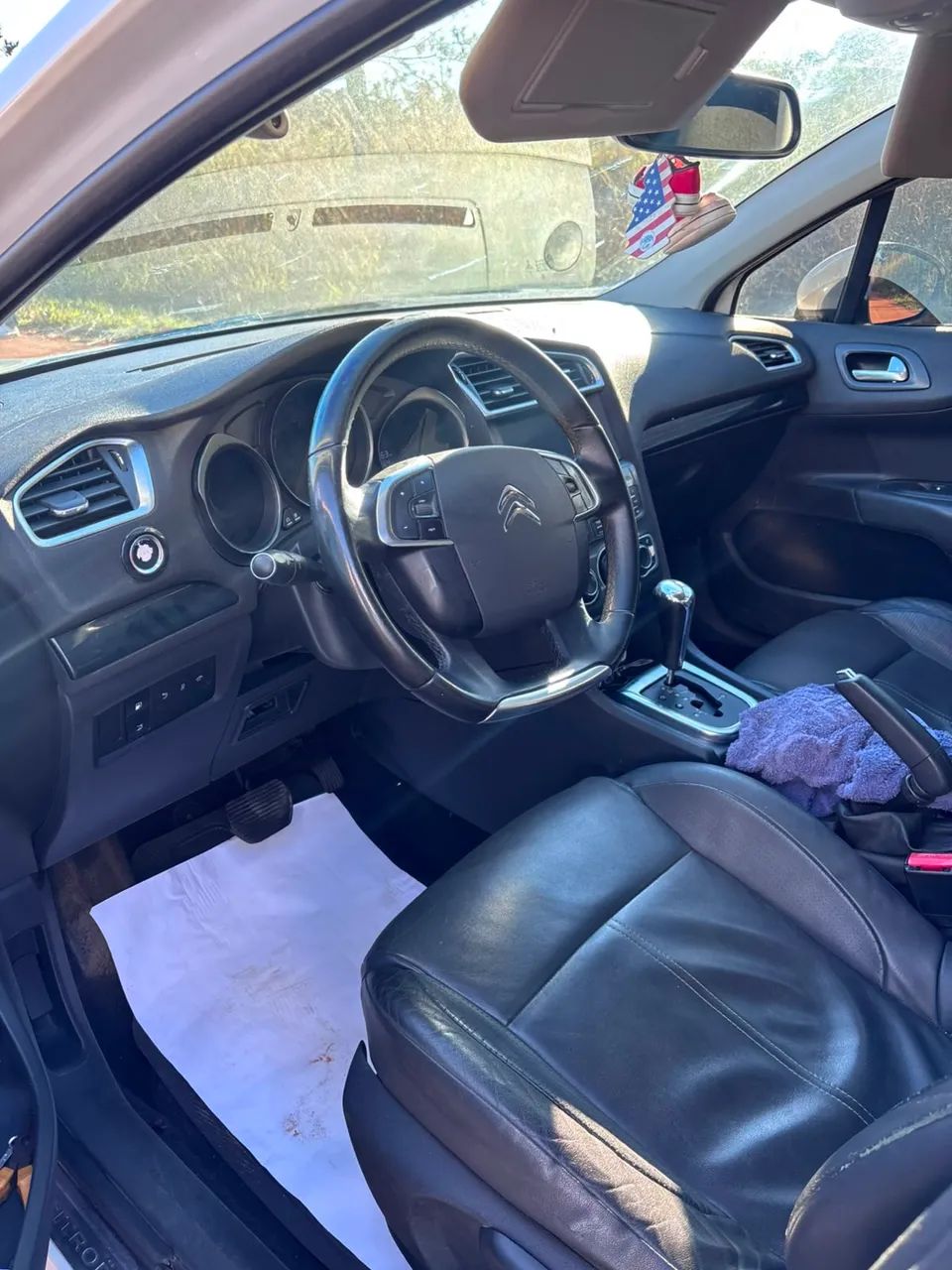 Citroën C4 C4 LOUNGE Exclusive 1.6 Turbo 4p Aut. 2014